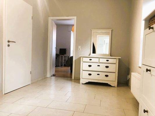 Durchgangszimmer im EG