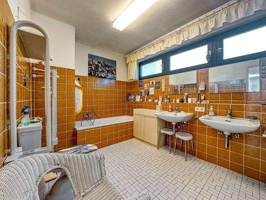 Badezimmer Halbetage oben