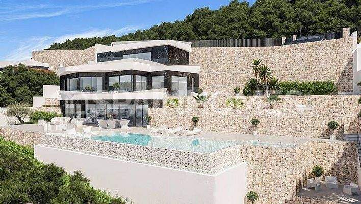 Detached Villa with Pool and Views in Benissa Alicante