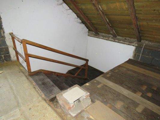 Treppenaufgang ins DG 