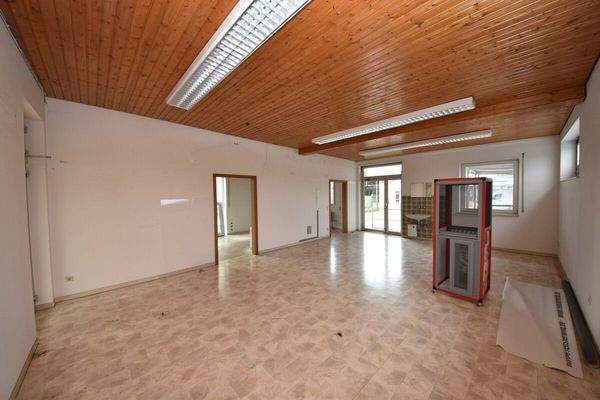 Ausstellungsgebäude