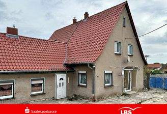 Doppelhaushälfte und Anbau - Hofansicht