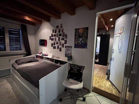 Zimmer_1 große Wohnung