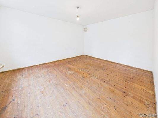 Zimmer Nebengebäude