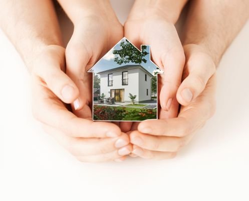 sicherheit-schutz-geborgenheit-familie-haus.jpg