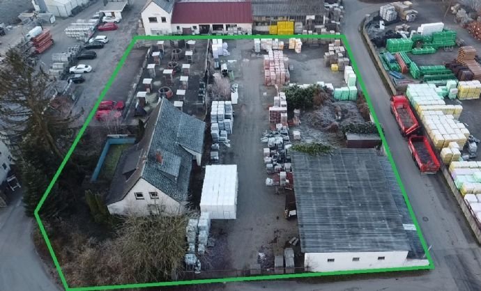 Provisionsfreies 3500m² Gewerbegrundstück mit einer ca. 250m² Halle und ein Leerstehendes Haus ca. 160m² + Keller