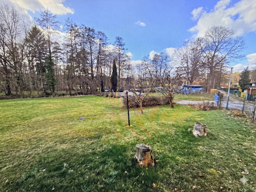 80D0AD2B-6975-4BA9-8367-B225E77D8565