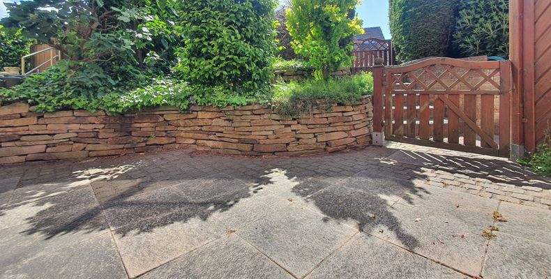 Pflegeleichte Terrasse.