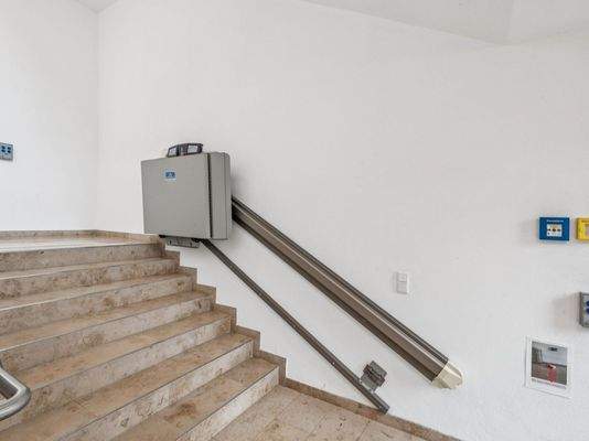 Aufzug u. Treppenlift_2