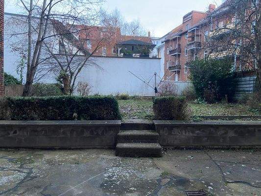 Hof & kleiner Gemeinschaftsgarten