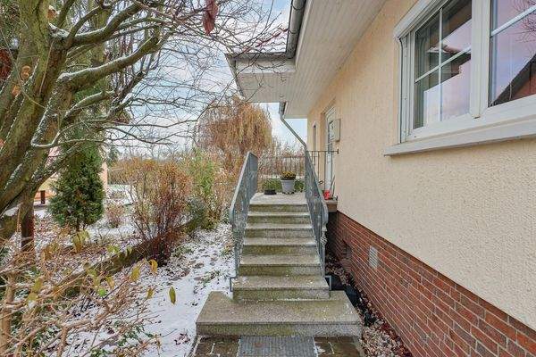 freitragender Eingangsbereich