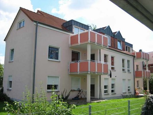ve0467ft07d_am_schwarzen_weg_1z