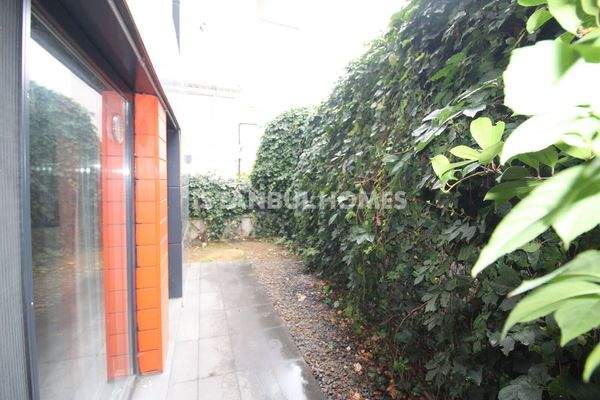 Furnished 1-Bedroom Flat with Garden in Eyüpsultan