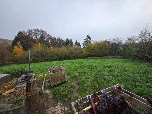 Garten Ideal zum gestalten/Sichtgeschützt. Eine Ruhe Oase