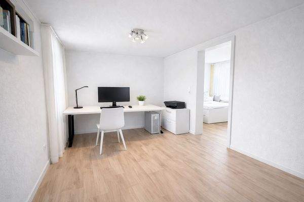 Arbeitszimmer 1.OG gestaged