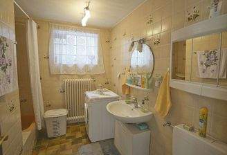Bad mit Dusche