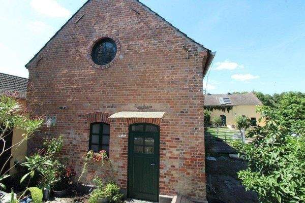 Giebel linke Stallung