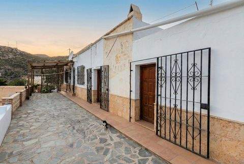 Adra Häuser, Adra Haus kaufen