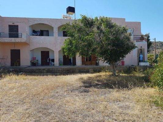 Kreta, Milatos: Schöne Anlage mit 6 Apartments in Meeresnähe zu verkaufen