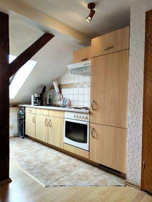 39) Wohnung III Pantryküche.jpg