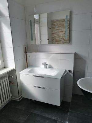 b8ca28f0-8690-4cca-80e5-9801b98e63bb