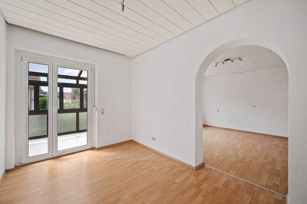 EG | Durchgang / Ankleide