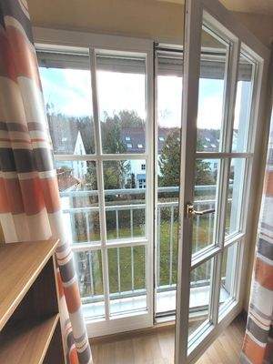 DG - französischer Balkon auf der Südseite.jpg