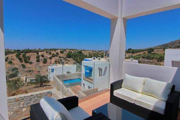 Kreta, Kounali: Moderne Villa mit 4 Zimmern, Pool und Meerblick zu verkaufen
