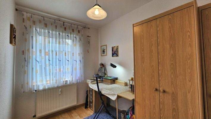 6,4 m² großes Schlafzimmer 2