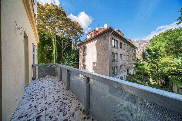 Balkon bei Wohnzimmer