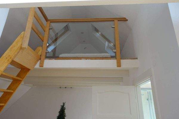 Blick zur Schlafempore.JPG