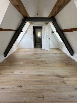 HH: Dachzimmer