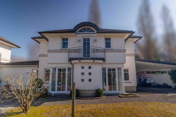 Ansicht - Komfortwohnhaus (2).jpg