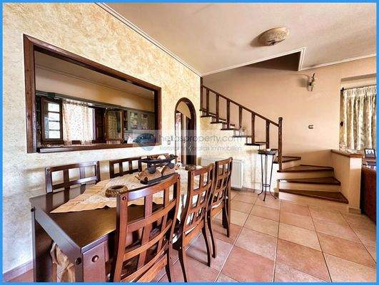 84f8b90e832b4b9bab42d6737b39cafe-original