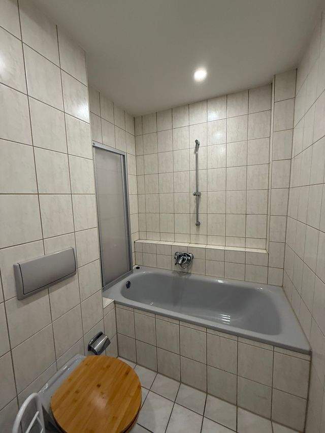Helle 2 Raum Wohnung mit Einbauküche in Zwickau ab sofort zu vermieten - Photo 5