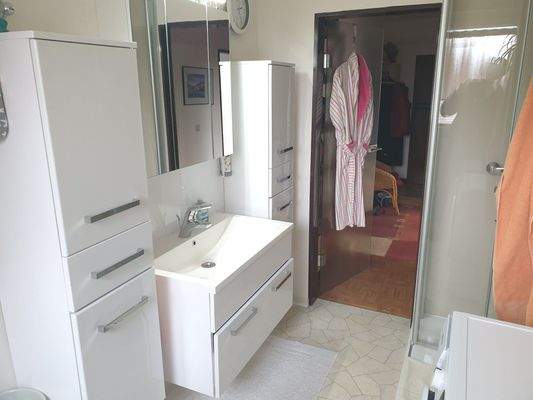 Tageslicht-Dusche, WC