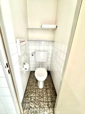 WC I