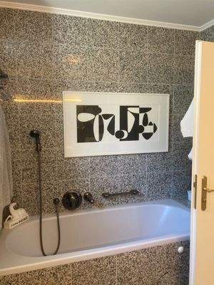 Bad Nr. 1 mit Wanne & WC
