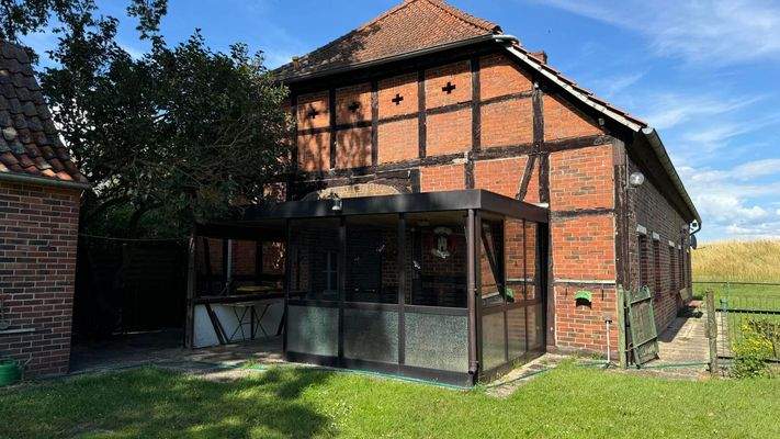 Ansicht vorn / überdachte Terrasse