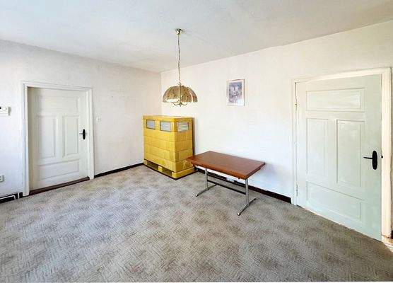 ...zusätzlich mit Kachelofen