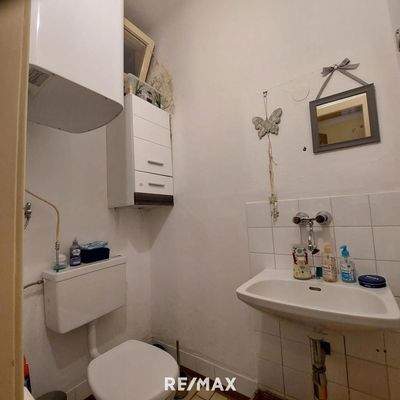 1.OG Wohnung 2 separate Toilette