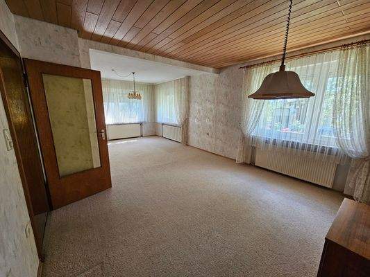 Wohn-Esszimmer 1.jpg