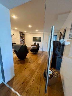 Innen_Zugang zum Kaminzimmer.jpg