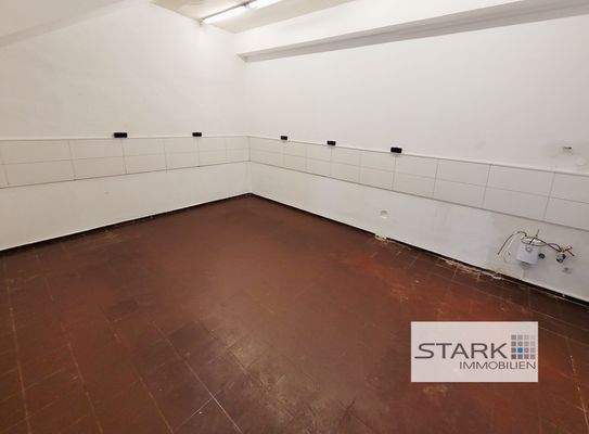 Küche oder Lagerraum Souterrain.jpg