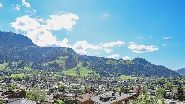 KITZIMMO-Luxusvilla in Toplage am Sonnberg kaufen - Immobilien Kitzbühel.