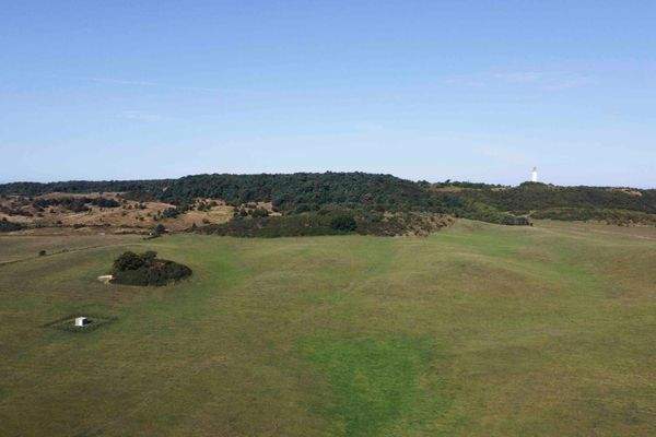 Blick auf den Leuchtturm Dornbusch