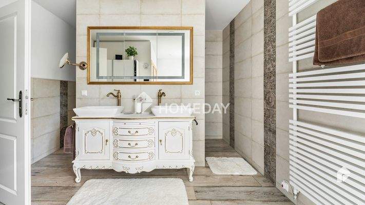 1. OG Badezimmer 1 1