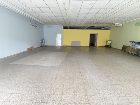 Mengersgereuth- Hämmern Halle, Mengersgereuth- Hämmern Hallenfläche