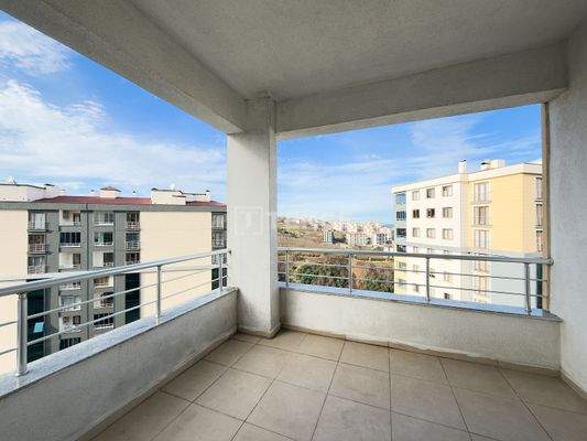 Ready-to-Move Apartment in a Prime Location in Trabzon Yomra