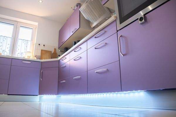 Indirekte Beleuchtung EBK